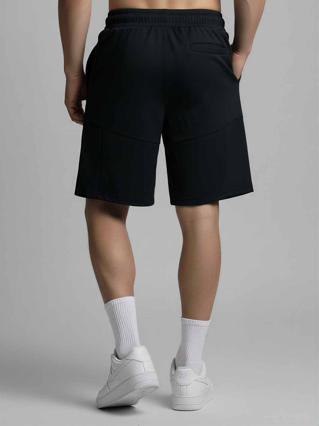 Nimbus Paneled 7" Shorts | Black