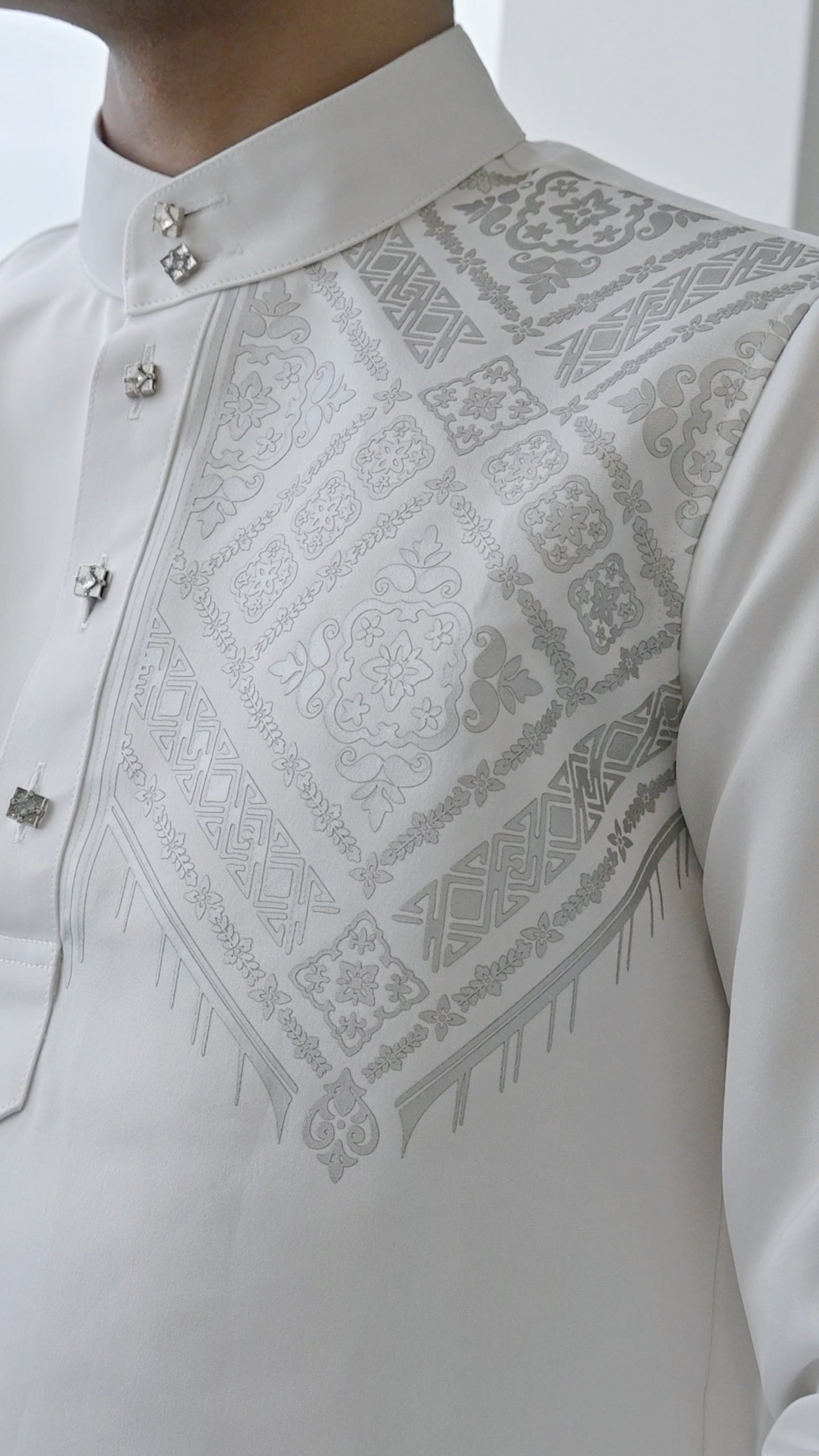 Baju Khalid | White