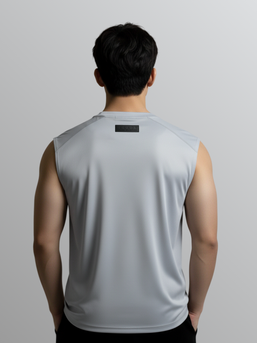Nimbus Regular Arc Vest | Cloud