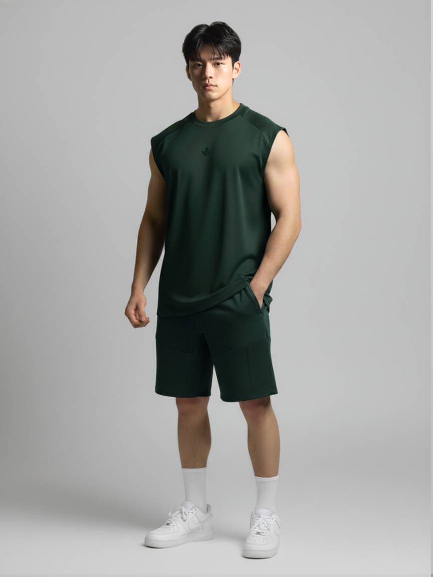 Nimbus Regular Arc Vest | Dark Green