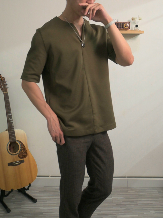 V-Neck Shirt Essential | Army Green