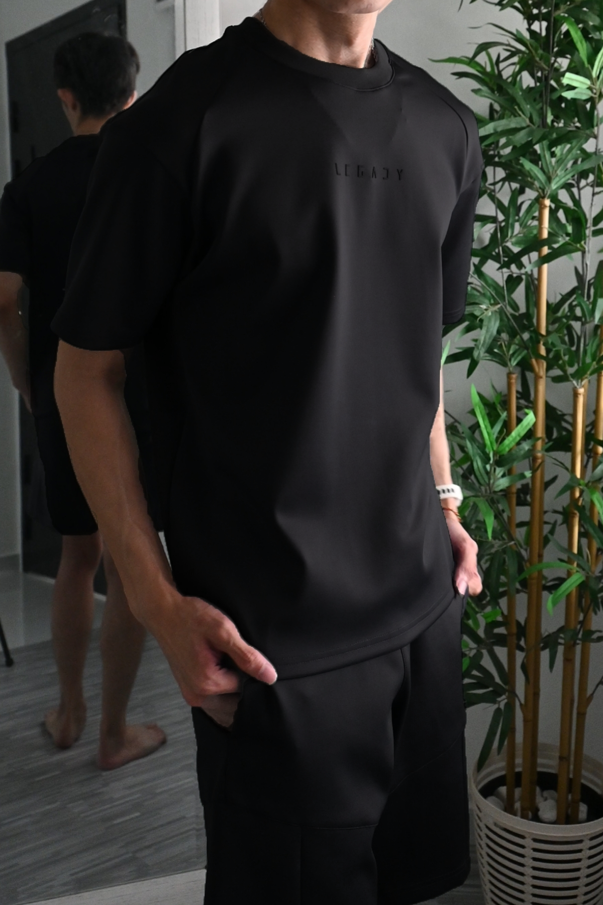 Nimbus Paneled 7" Shorts | Black
