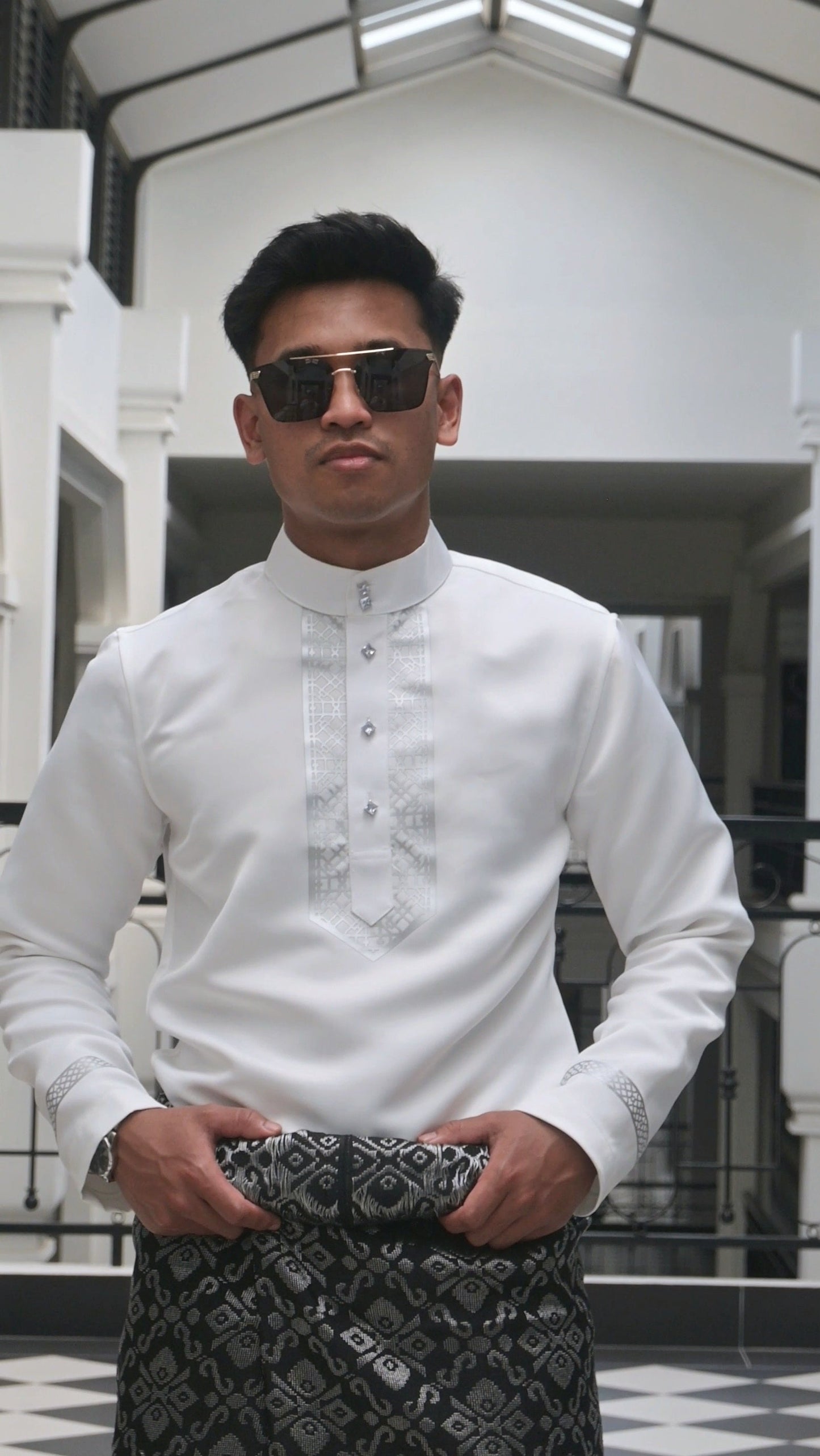 Baju Hasan | White