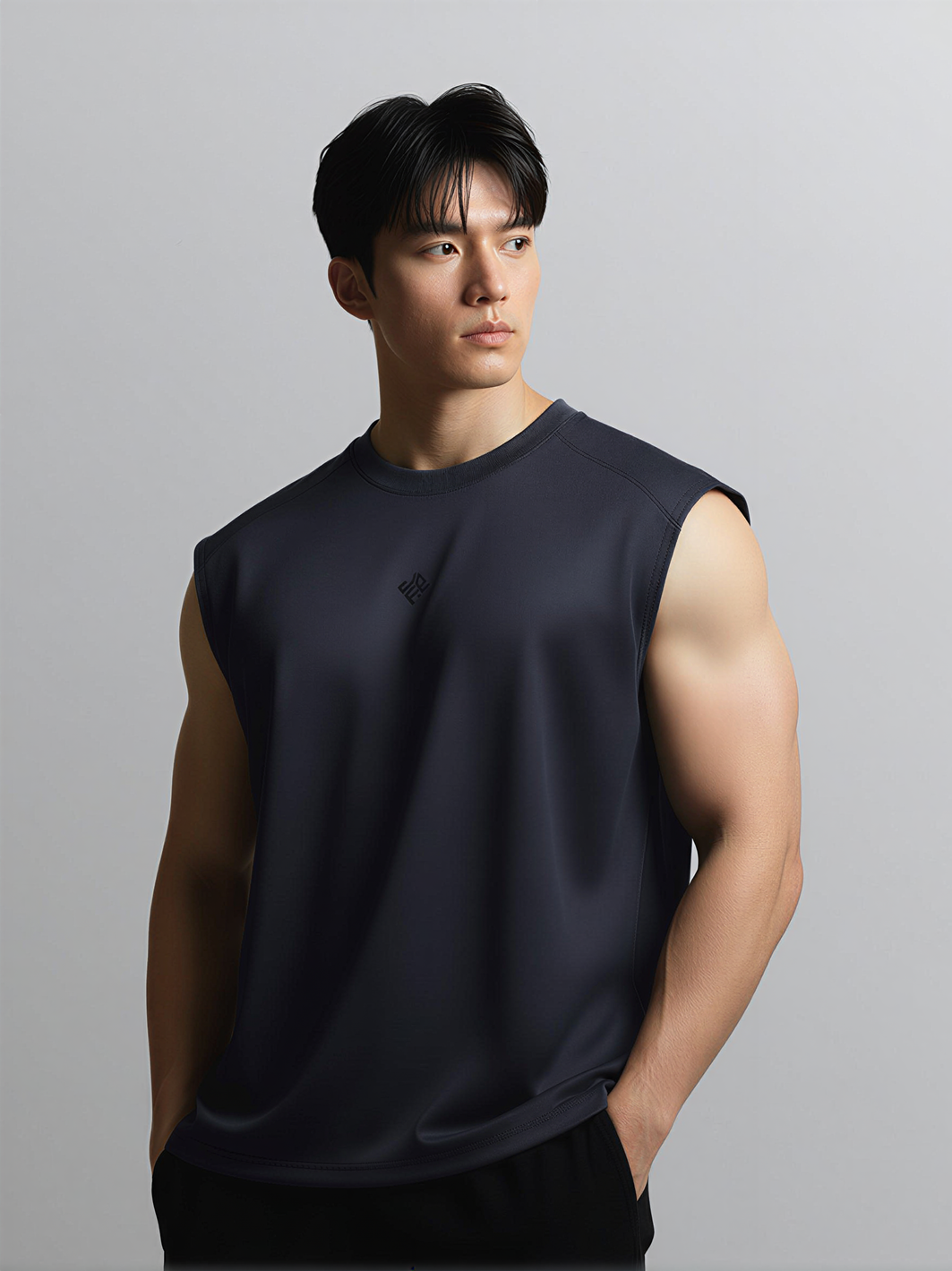 Nimbus Regular Arc Vest | Charcoal